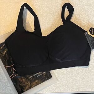 NWT SHAPERMINT BRA SIZE 3X PLUS SIZE WIRELESS
